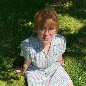 Meet your Posher, Elizabeth